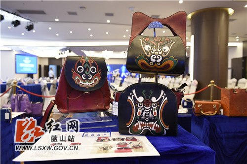 （相约皮具箱包博览会）第二届永州·蓝山国际皮具箱包博览会将于12月3日至5日在我县举行2.jpg