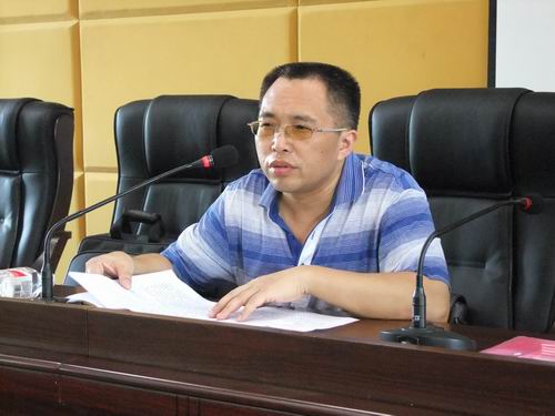 我县召开政府法制工作会议暨《湖南省规范行政裁量权办法》培训会