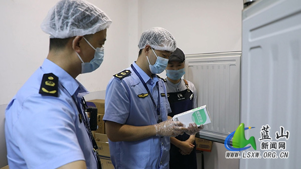 我县严把节前网络餐饮安全关 筑牢假期食品安全防线.jpg 我县严把节前网络餐饮安全关 筑牢假期食品安全防线.jpg