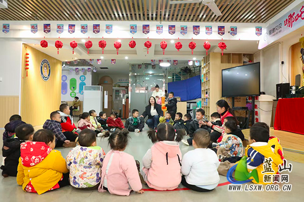 蓝山:工会寒假爱心托管班 解决职工带娃难题2.jpg 蓝山:工会寒假爱心托管班 解决职工带娃难题2.jpg