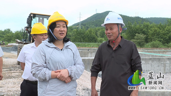 邓群调研重点项目建设及企业安全生产工作.jpg 邓群调研重点项目建设及企业安全生产工作.jpg