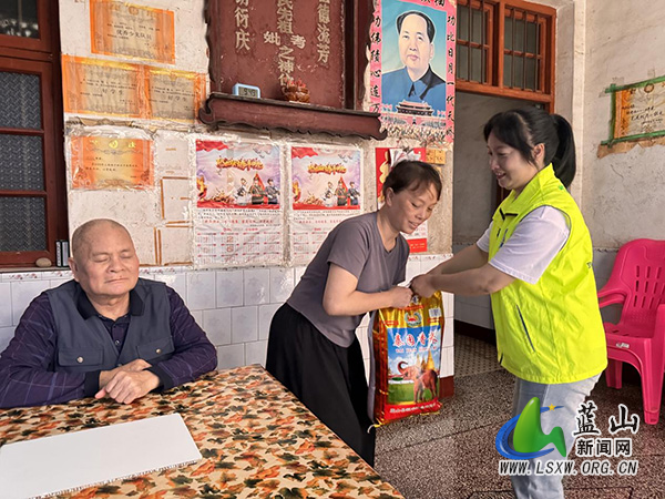 毛俊镇:助残走访送温暖 精准帮扶暖民心.jpg 毛俊镇:助残走访送温暖 精准帮扶暖民心.jpg