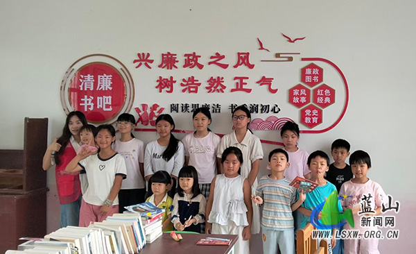 楠市镇开展“守护花开”党群宣讲活动 筑牢乡村儿童安全防线.jpg 楠市镇开展“守护花开”党群宣讲活动 筑牢乡村儿童安全防线.jpg