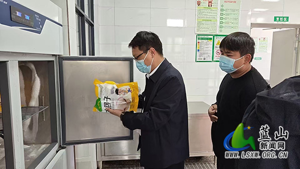 土市镇纪委:强化监督护民生 严守校园食品安全线.jpg 土市镇纪委:强化监督护民生 严守校园食品安全线.jpg